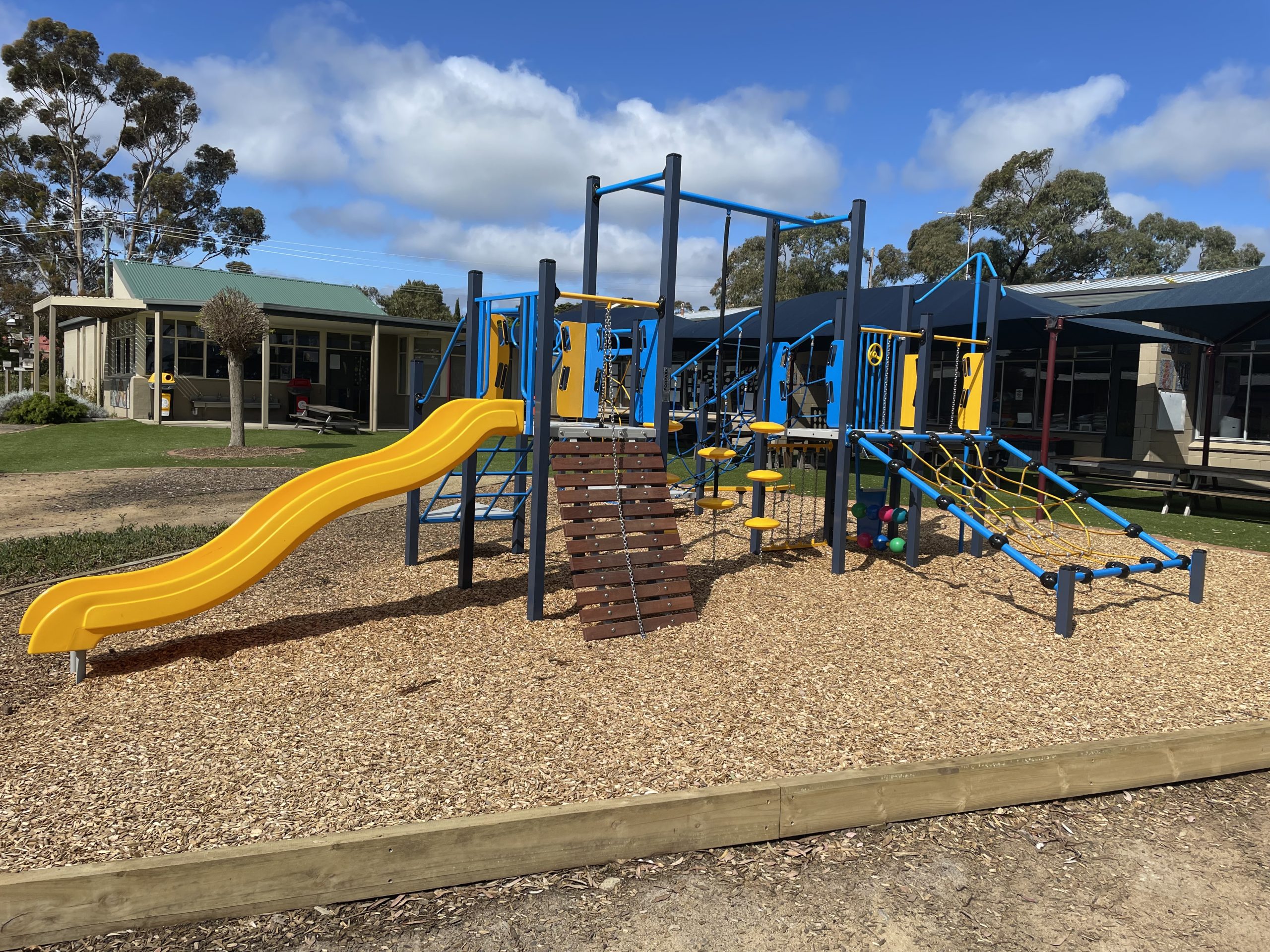 Peninsula Grammar School, Mount Eliza - Junior Playground | Safe Play ...